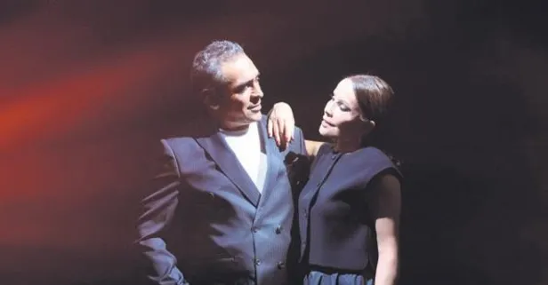 Pop müziğinin efsane ikilisi Ege ve Asya yıllar sonra bir araya geldi