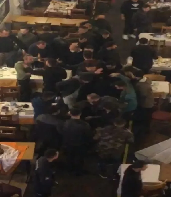 İstanbul ve Bursa'da rehine krizi! Boğazına bıçak dayadı 9 kişiyi alıkoydu: Bir daha cezaevine girmek istemiyorum-10