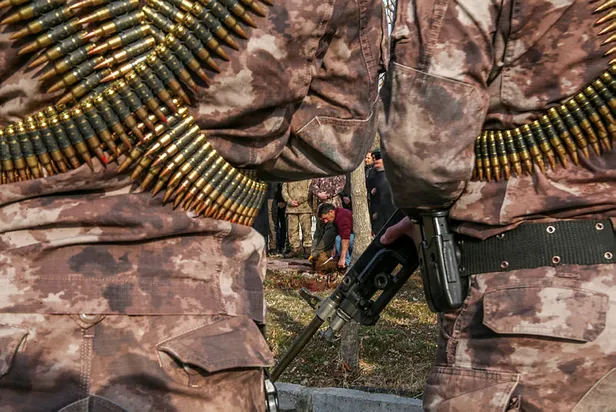 PÖH'ler Afrin'e dualarla uğurlandı-6