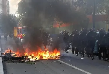 Fransa’da eylemler devam ediyor: Hafta sonuna kadar liselerde eğitime ara verildi