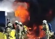 İstanbullular canından bezdi! İETT seyir halindeyken alev topuna döndü!