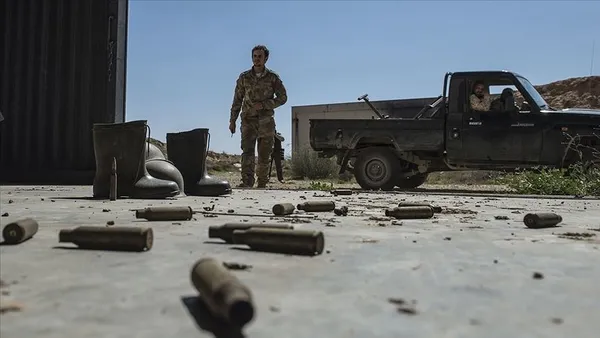 Darbeci Hafter kaçırdığı paralarla ABD'de imparatorluk kurdu!-3