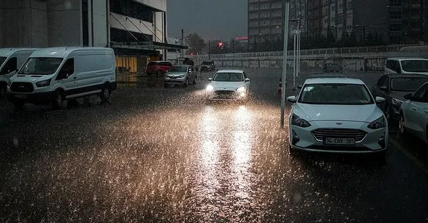 SON DAKİKA: İstanbul'da sağanak yağış etkili oluyor! HAVA DURUMU | 29 Ekim'de hava nasıl olacak?