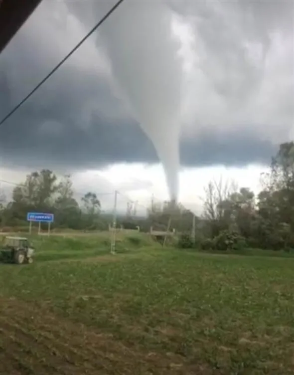 Kastamonu'da hortum paniği! 20 dakika sürdü-4
