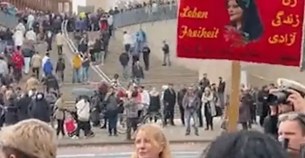 Almanya’da ezan ilk kez hoparlörden okundu! Rahatsız olan LGBT’liler eylem yaptı