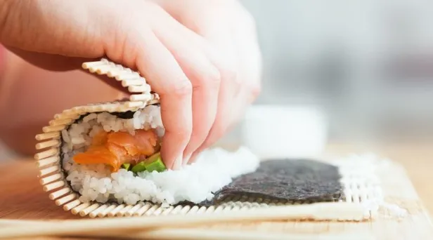 Tadı damaklarda kalacak kolay ve pratik evde sushi nasıl yapılır? Evde sushi yapımı tarifi! Malzemeler, püf noktalar...-2
