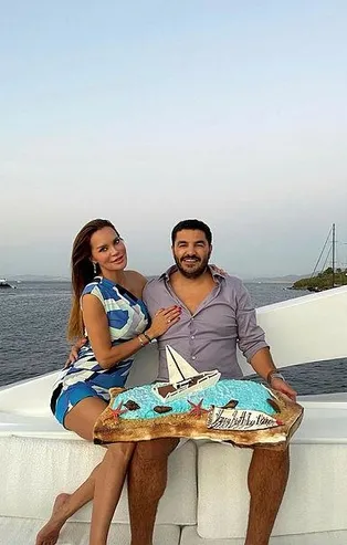 Ebru Şallı’nın eşi Uğur Akkuş’u eski eşi Gonca Sağlam'dan kızdıracak paylaşımlar! "Gittiğin yerde kal..."