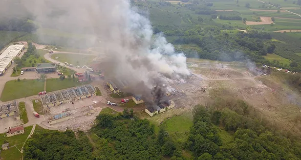 son-dakika-sakaryadaki-havai-fisek-fabrikasinda-meydana-gelen-patlamada-yeni-gelisme-istenen-cezalar-belli-oldu-1603466134600.jpg Son dakika: Sakarya'daki havai fişek fabrikasında meydana gelen patlamada yeni gelişme! İstenen cezalar belli oldu-2