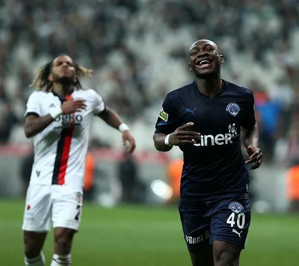 henry-onyekuru-bombasi-super-lig-devi-pesine-dustu-1656613792322.jpeg