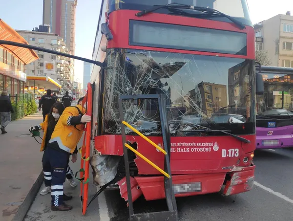 besiktasta-olumlu-iett-kazasi-sofor-6-yil-8-ay-hapis-cezasina-carptirildi-1641979323403.jpg Beşiktaş'ta ölümlü İETT kazası! Şoför 6 yıl 8 ay hapis cezasına çarptırıldı-3