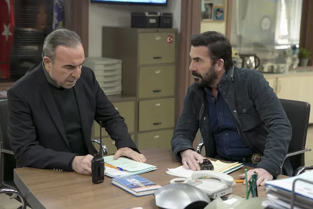 arka-sokaklar-bu-aksam-var-mi-neden-yok-arka-sokaklar-yeni-bolum-ne-zaman-oynuyor-14-mayis-kanal-d-yayin-akisi-1621009579158.jpg Arka Sokaklar bu akşam var mı, neden yok? Arka Sokaklar yeni bölüm ne zaman oynuyor? 14 Mayıs Kanal D yayın akışı-4