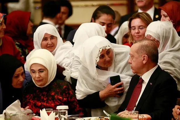 Başkan Erdoğan: Bu topraklardan darbe çıkmaz-4