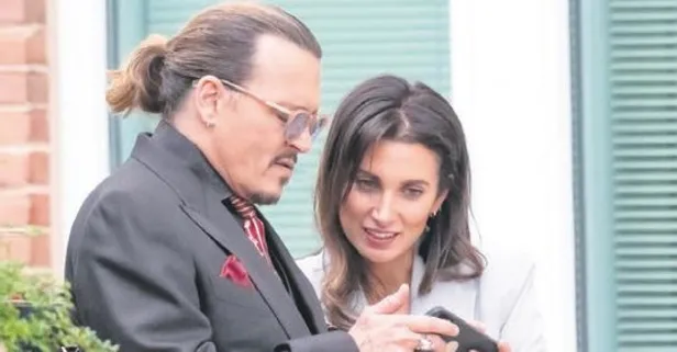 Tek sabıkam aşk! Eski eşi Amber Heard'a karşı dava kazanan Johnny Depp'in avukatına aşık olduğu ortaya çıktı