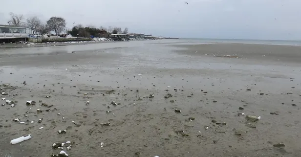 İstanbul ve Tekirdağ'da deniz çekildi