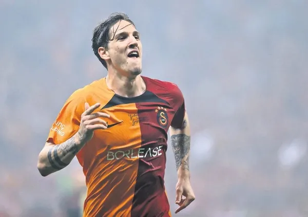 63-milyon-euro-masada-gsaraydan-avrupa-devleri-ile-kiran-kirana-pazarlik-1687384711321.jpeg 63 milyon Euro masada! G.Saray'dan Avrupa devleri ile kıran kırana pazarlık...-2