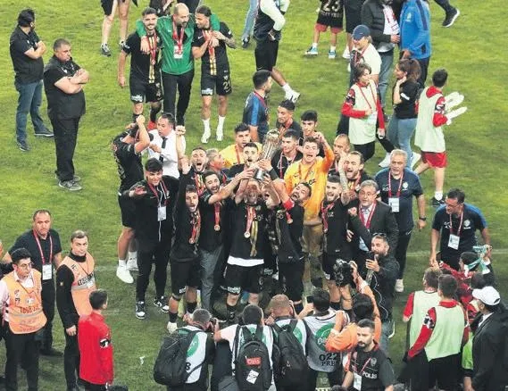 Iğdır FK 1. Lig’de!