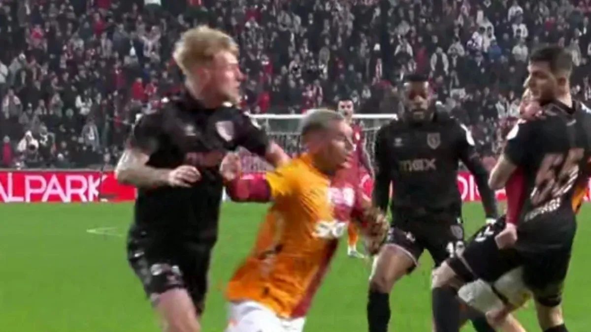 Galatasaray Samsunspor karşısında Lucas Torreira ile penaltı bekledi!