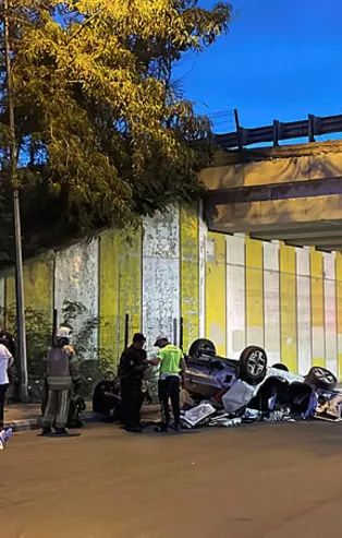 TEM Otoyolu'nda köprüden uçtu! Ümraniye'de korkunç kaza