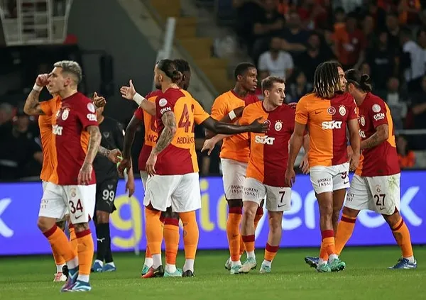 kronik-sakat-denilen-wilfried-zahaya-al-hilal-talip-cikti-arabistanli-takim-galatasaraya-teklif-yapmayi-planli-1700260011086.jpeg Kronik sakat denilen Wilfried Zaha'ya Al Hilal talip çıktı! Galatasaray'a teklif yapmayı planlıyorlar-3