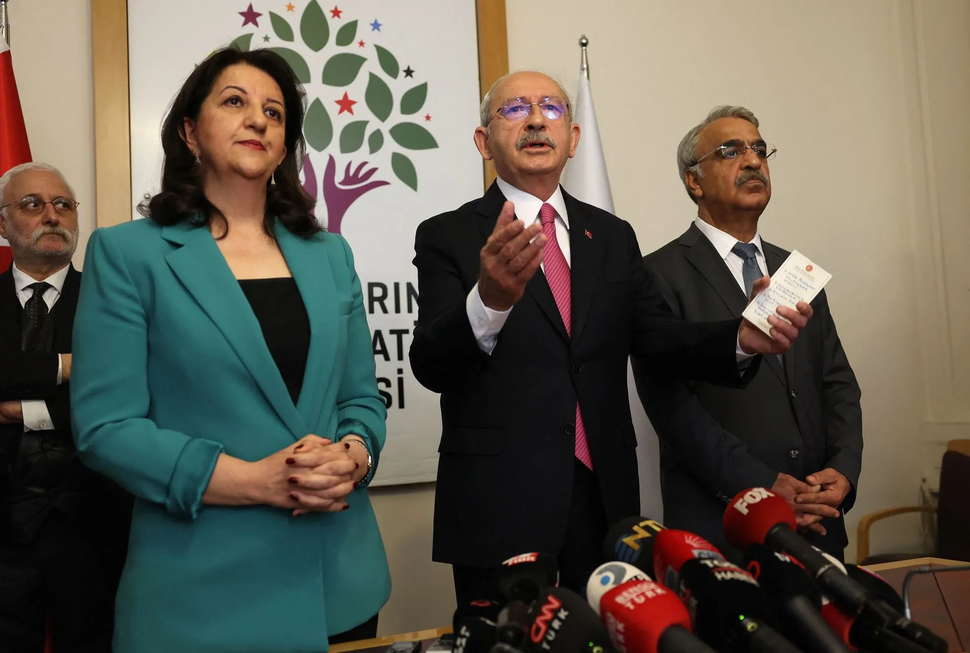 HDP’den bakanlık ve milletvekilliği pazarlığı