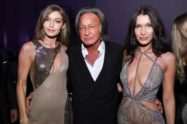 "Aman kızlarını almadan gelme" Gigi ve Bella Hadid'in babası Mohammed Hadid, İstanbul'a geleceğini duyurdu-3