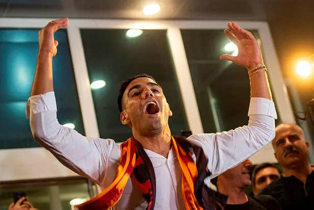 Radamel Falcao'yu ilk maçında 52 bine yakın Galatasaray taraftarı izleyecek-3