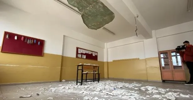 Samsun'da yürekler ağza geldi! Ders sırasında tavanın sıvası düştü: 7 öğrenci yaralı