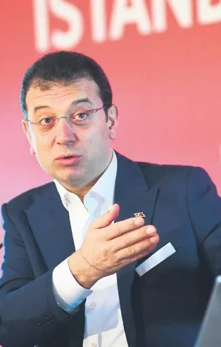 CHP'li İBB Başkanı İmamoğlu Vito araçla keyif yaparken öğrencilere yapılan yüzde 40 indirimi veto edeceğini söyledi