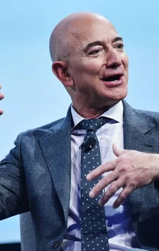 Bezos hep kazanıyor