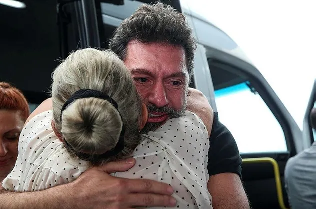 Hakan Atilla'nın esaret sürecinin ortaya çıkardığı kahramanlar ve sahtekarlar!