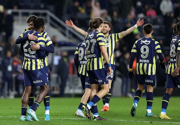 valencianin-4-gol-attigi-macta-fenerbahce-pasayi-dagitti-1675040499831.jpeg Valencia’nın 4 gol attığı maçta Fenerbahçe Paşa’yı dağıttı-11