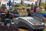 Semt pazarlarında kredi kartıyla alışveriş yaygınlaşıyor! Esnaf POS cihazı almak zorunda mı?