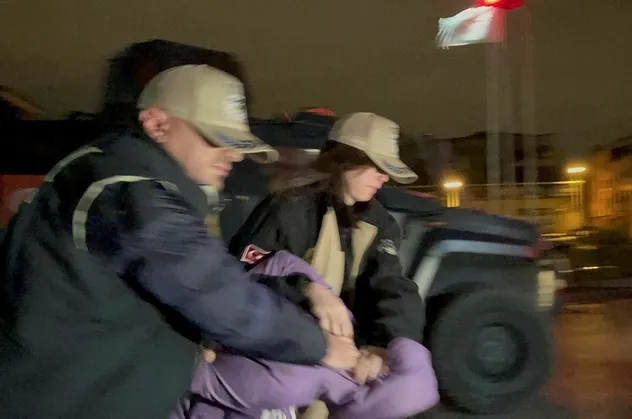 İstiklal Caddesi'ndeki kanlı saldırıyı düzenleyen terörist Albashır'ın sosyal medya hesabı deşifre oldu! 8 şüpheli daha gözaltına alındı