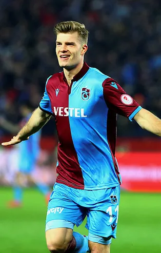 Trabzonspor'un yıldızı Alexander Sörloth Milan'ın radarında! O isim devreye girdi