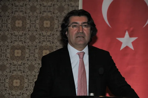 alpaslan-cakar-kimdir-ziraat-bankasi-genel-muduru-alpaslan-cakar-kac-yasinda-nereli-1616750326740.jpg Alpaslan Çakar kimdir? Ziraat Bankası Genel Müdürü Alpaslan Çakar kaç yaşında, nereli?-3