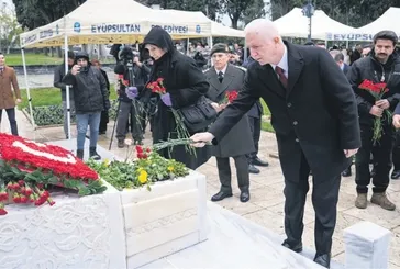 Akif için anma töreni