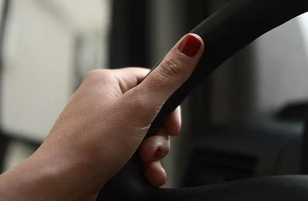 Çok önemli uyarı! Kafalar allak bullak oldu! B, A2, C1, CE, D, D1 milyonlarca ehliyet sahibine uyarı! İşlem yapmayanlar bin pişman olur-3