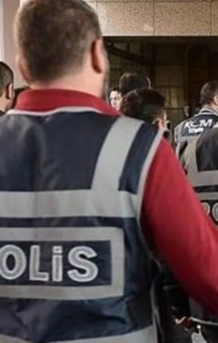 Ankara'da peş peşe FETÖ operasyonları