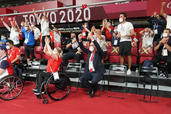 son-dakika-2020-tokyo-paralimpik-oyunlarinda-abdullah-ozturk-altin-madalyanin-sahibi-oldu-1630315705730.jpg Son dakika! 2020 Tokyo Paralimpik Oyunları'nda Abdullah Öztürk altın madalyanın sahibi oldu-2