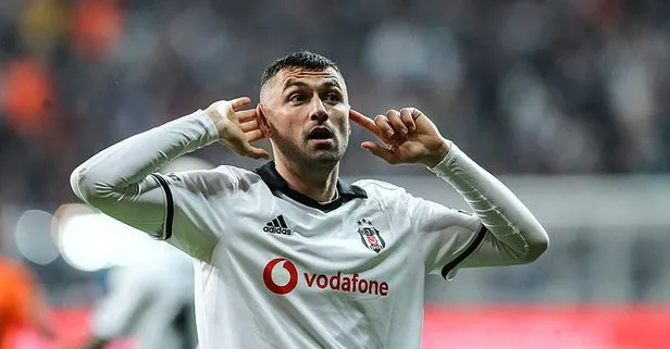 Burak Yılmaz için flaş iddia! Beşiktaş’tan ayrılıyor mu?