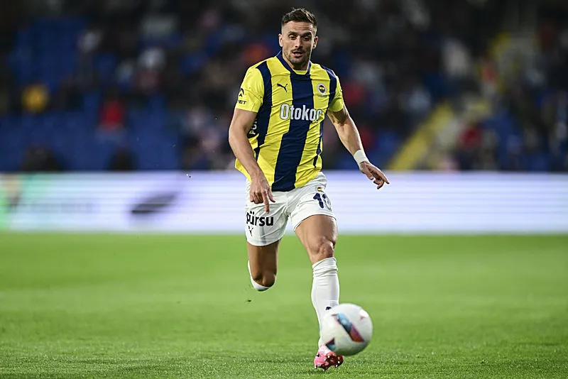 Fenerbahçe'de 6 ayrılık! Jose Mourinho biletlerini kesti - 7