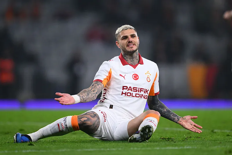 Galatasaray'da orta saha transferi bitiyor! Devler Ligi için 3. futbolcu bulundu - 21