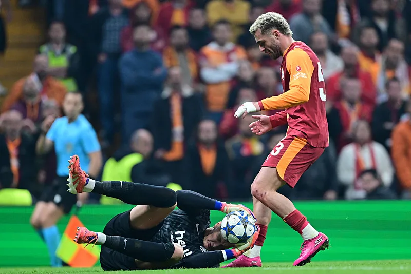 Monaco maçında sol bek belirsizliği! Galatasaray'ın yıldızları o formaya aday - 1