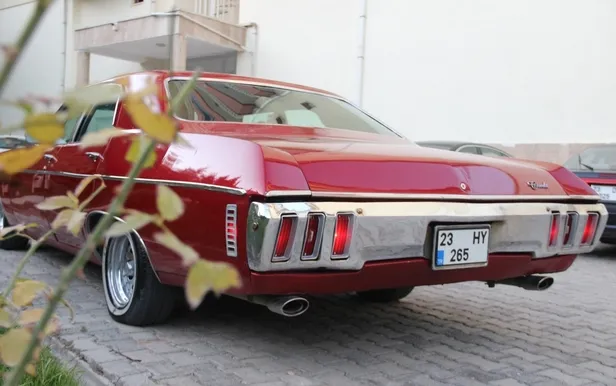 ev-fiyatina-teklifler-yagiyor-1970-model-aracina-gozu-gibi-bakti-6-silindir-otomatik-3-sanziman-1605806977062.jpg Ev fiyatına teklifler yağıyor! 1970 model aracına gözü gibi baktı! 6 silindir otomatik 3 şanzıman...-7