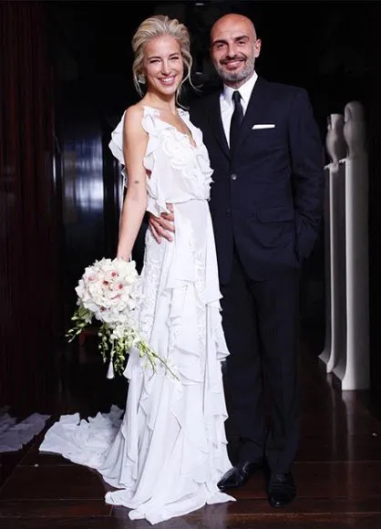 Burcu Esmersoy ile eşi Berk Suyabatmaz tüp bebek tedavisine başladı-3