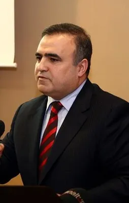 Darbe için tez hazırlatmış