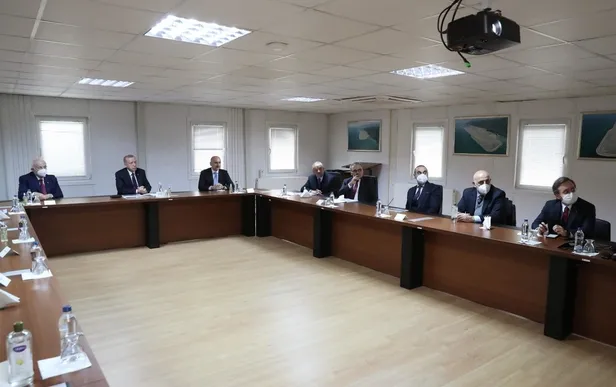 baskan-erdogan-yapimi-devam-eden-rize-artvin-havalimani-insaatina-iliskin-brifing-aldi-1613412295763.jpeg Başkan Erdoğan, yapımı devam eden Rize - Artvin Havalimanı inşaatına ilişkin brifing aldı!-7