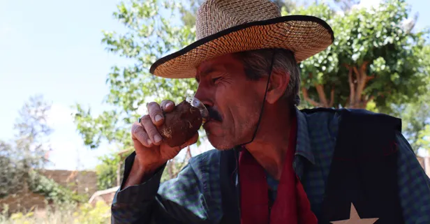 Adıyamanlı kovboy Cumali Ozan tarzıyla gelir elde ediyor