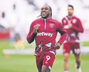 Michail Antonio trafik kazası geçirdi