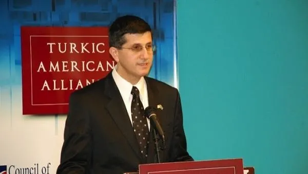 FETÖ ile sürekli ilişki içinde olan Engin Özkoç'un gündemi bambaşka! Hala FETÖ'cülerle olan fotoğraflarına cevap veremiyor-3